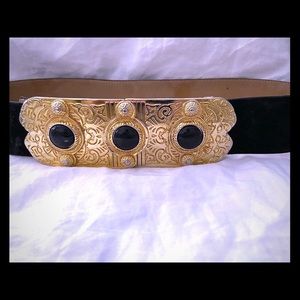 Lord and Taylor vintage 80/90’s high waist belt